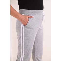 Pantalon dama marimi mari de trening 2 dungi 6008-22