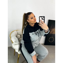 Trening dama marimi mari cu broderie Manuel 3624